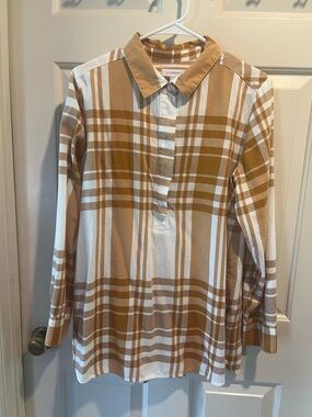Liz Claiborne Tan and White Plaid Button-Up Shirt
